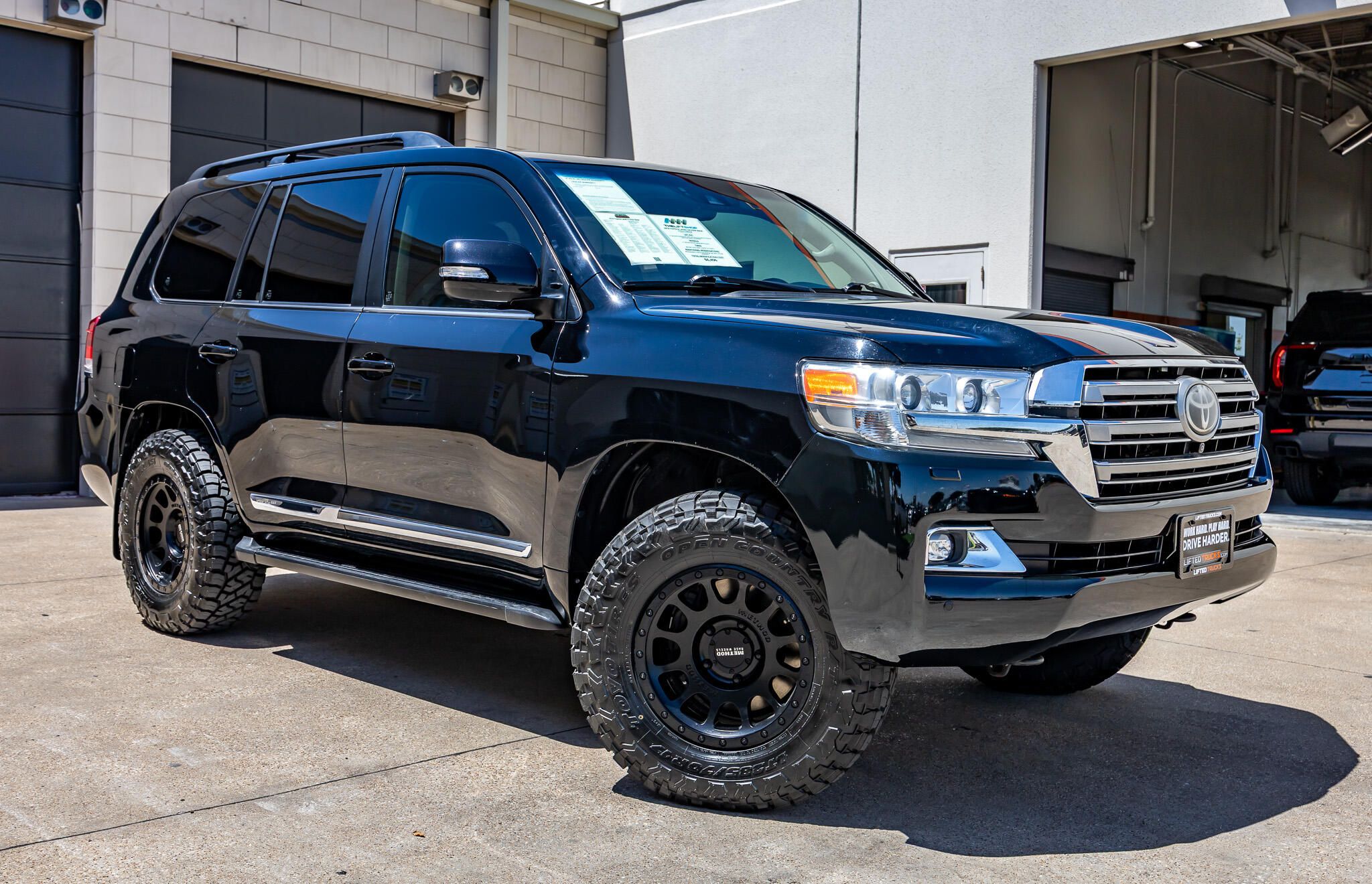 toyota land cruiser 2019 JTMCY7AJ3K4083392 image toyota land cruiser 2019 JTMCY7AJ3K4083392 image